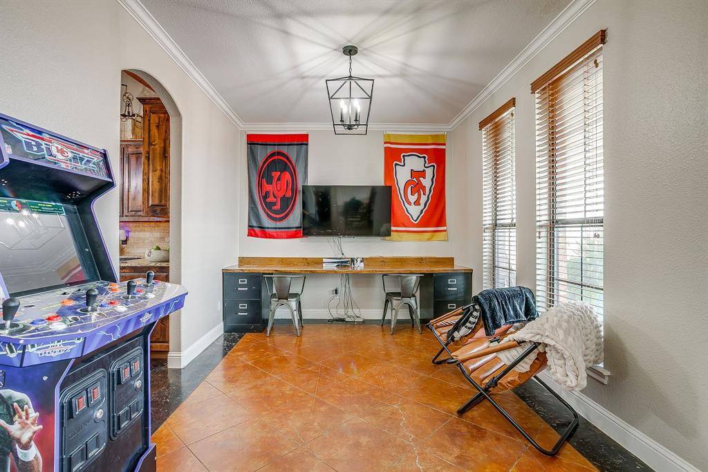 160 Goodnight Trail, Rhome, TX 76078