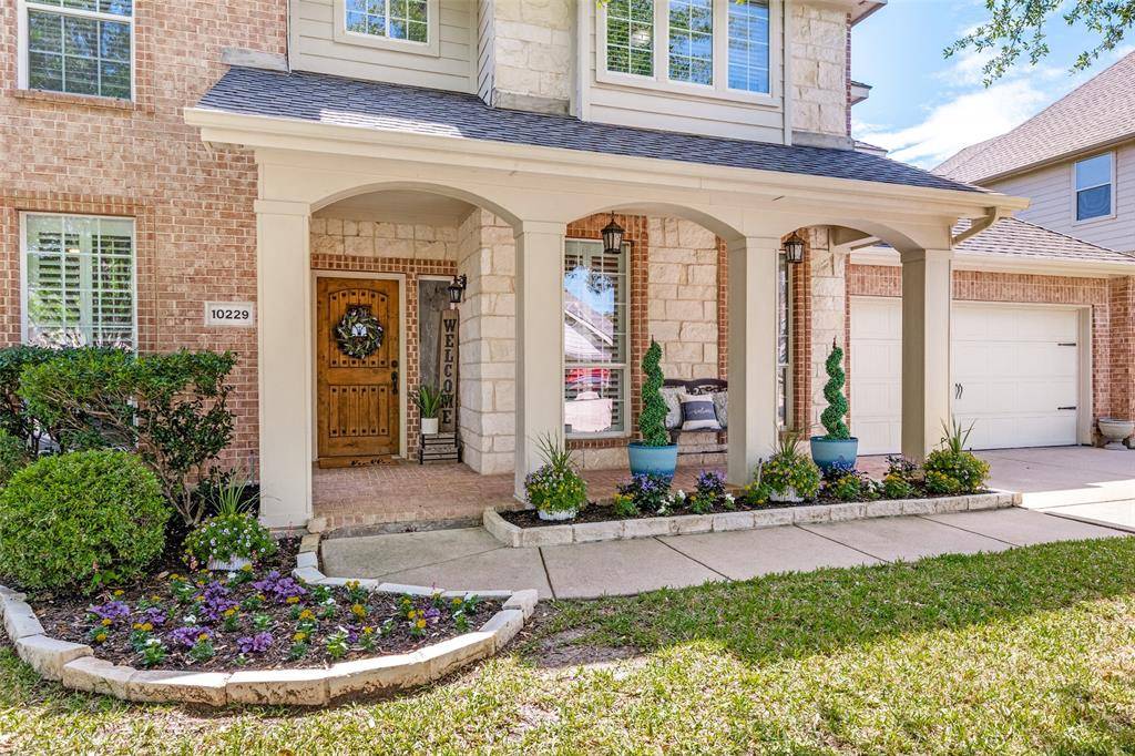 10229 Cantana Court, Fort Worth, TX 76244