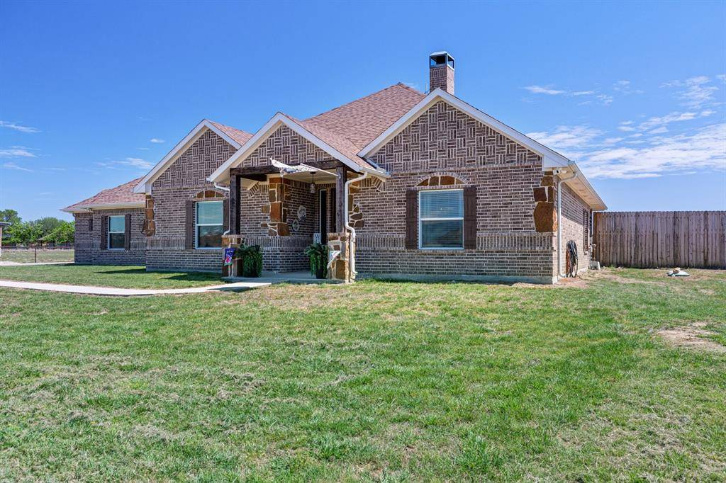 592 Old Agnes Road, Weatherford, TX 76088