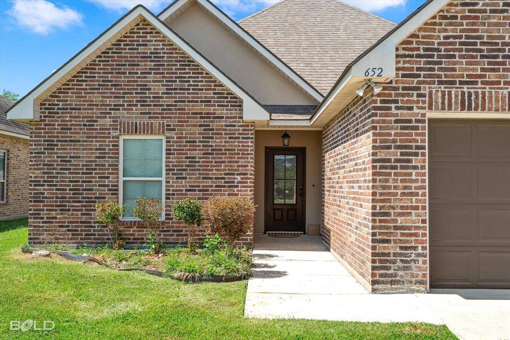 652 Riverscape Drive, Shreveport, LA 71104