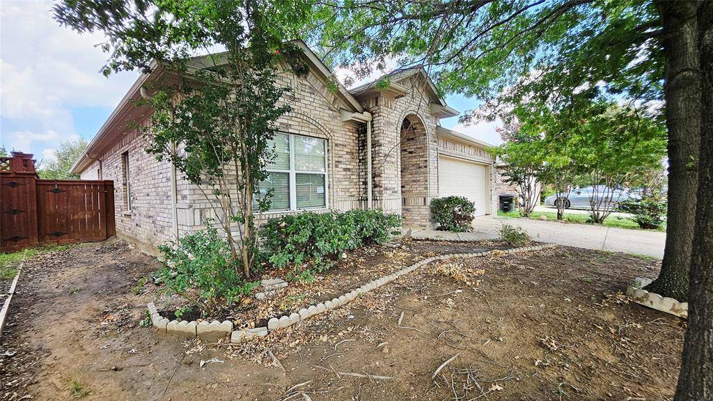 3121 Evangeline Road, Fort Worth, TX 76140