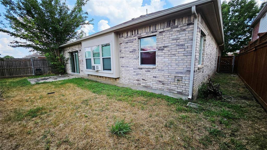 3121 Evangeline Road, Fort Worth, TX 76140