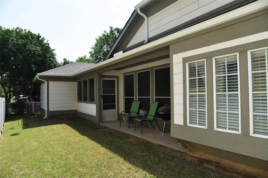 1208 Sea Pines Drive, Savannah, TX 76227