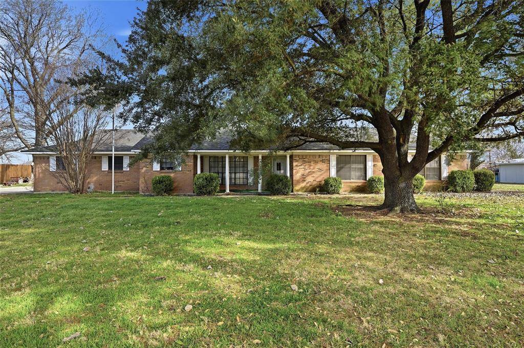 27161 State Highway 56, Whitesboro, TX 76273