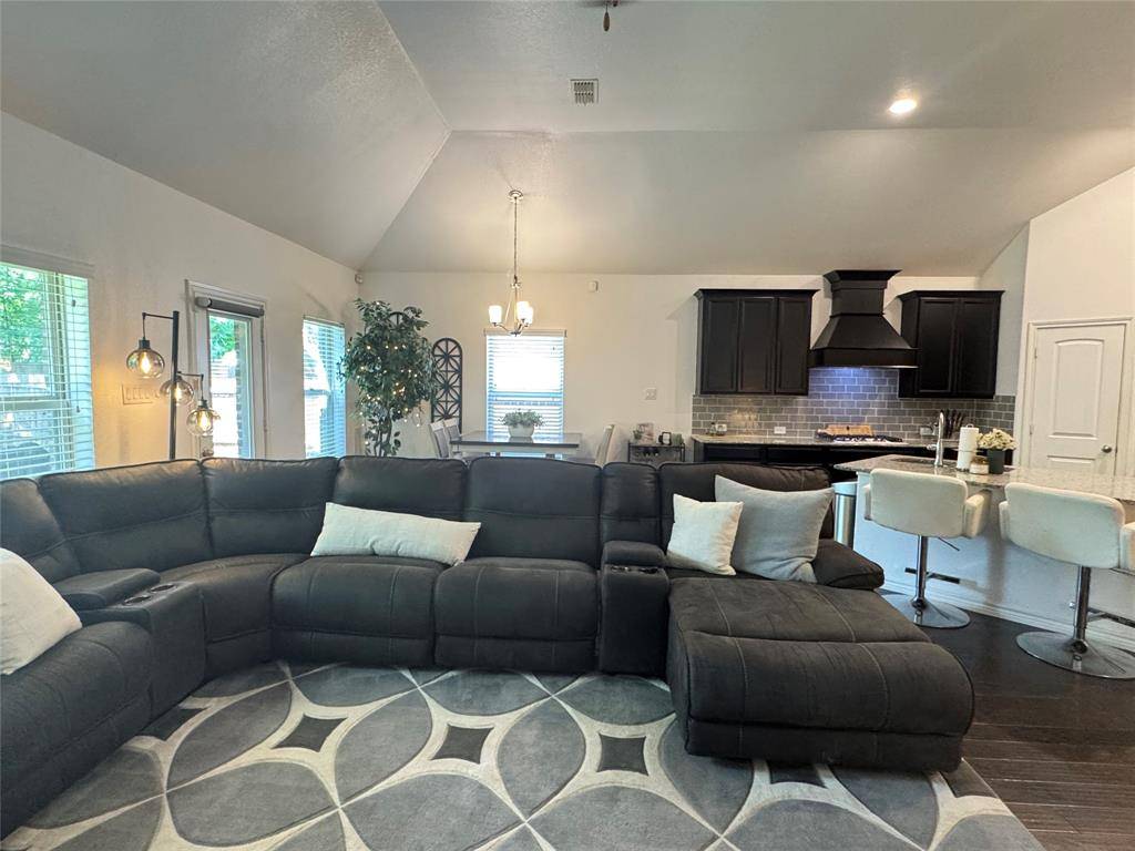 1020 Lake Sierra Way, Little Elm, TX 75068