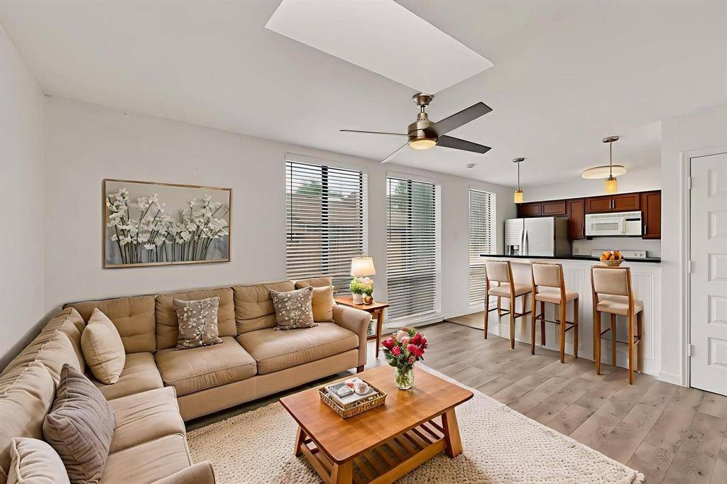 7522 Holly Hill Drive #14, Dallas, TX 75231