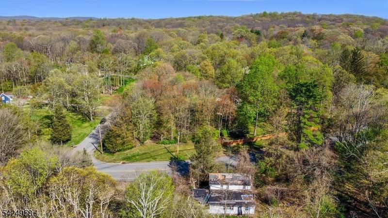 126 Meriden Rd, Rockaway Twp., NJ 07866