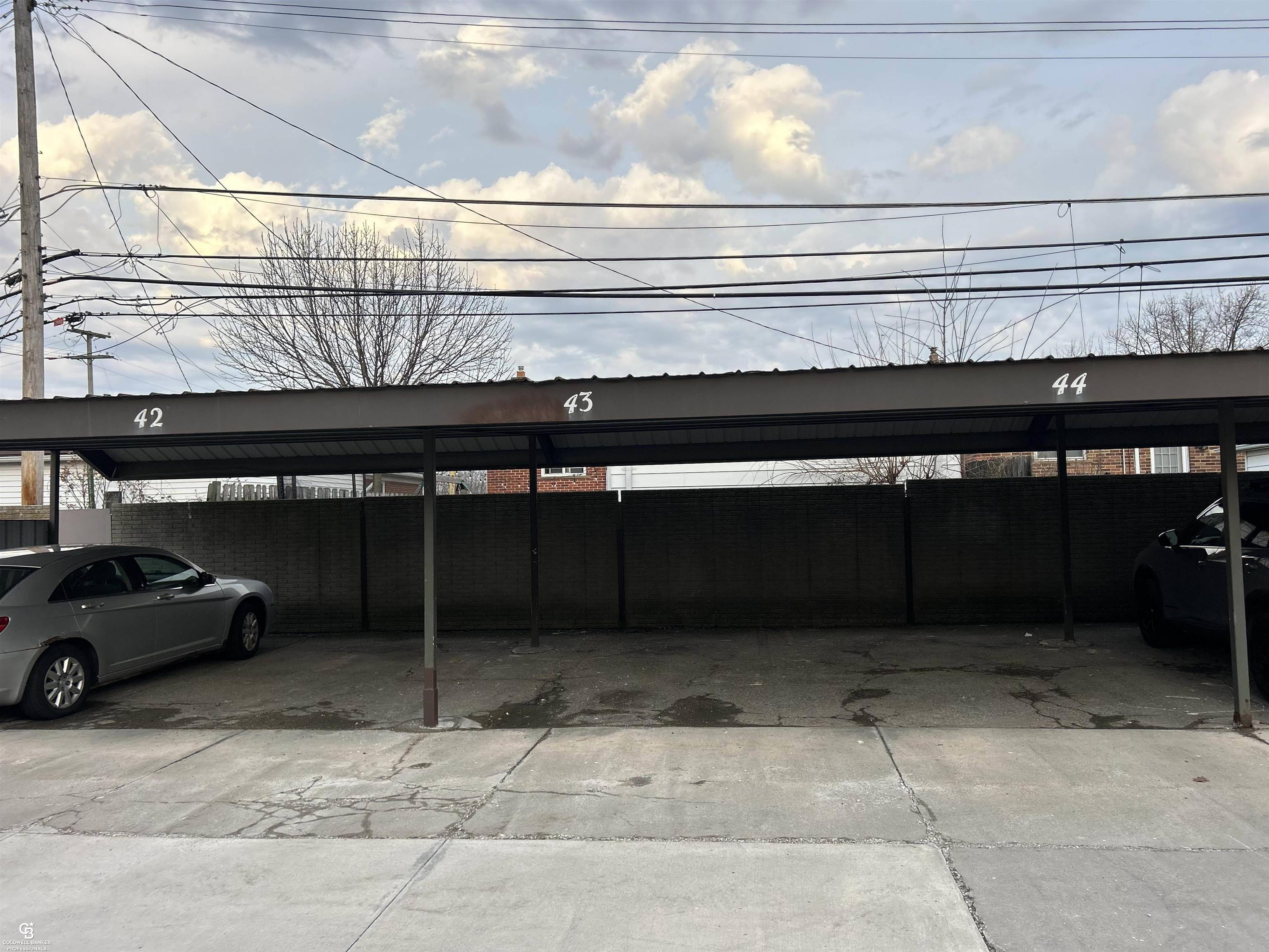 22835 Grove RD, St Clair Shores, MI 48080