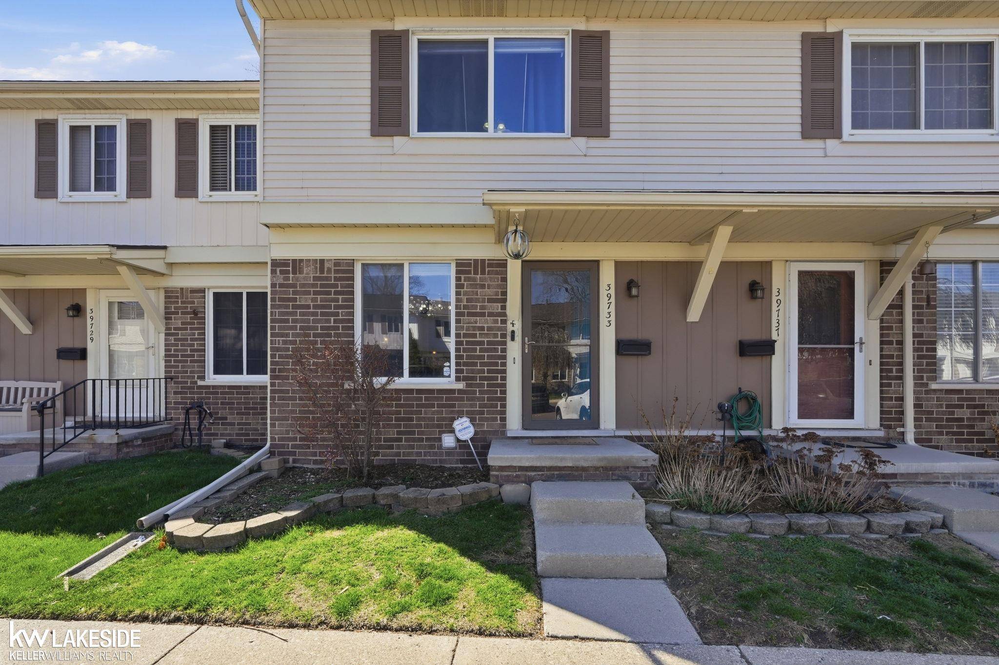 39733 Manor DR, Harrisonchartertownship_macomb, MI 48045