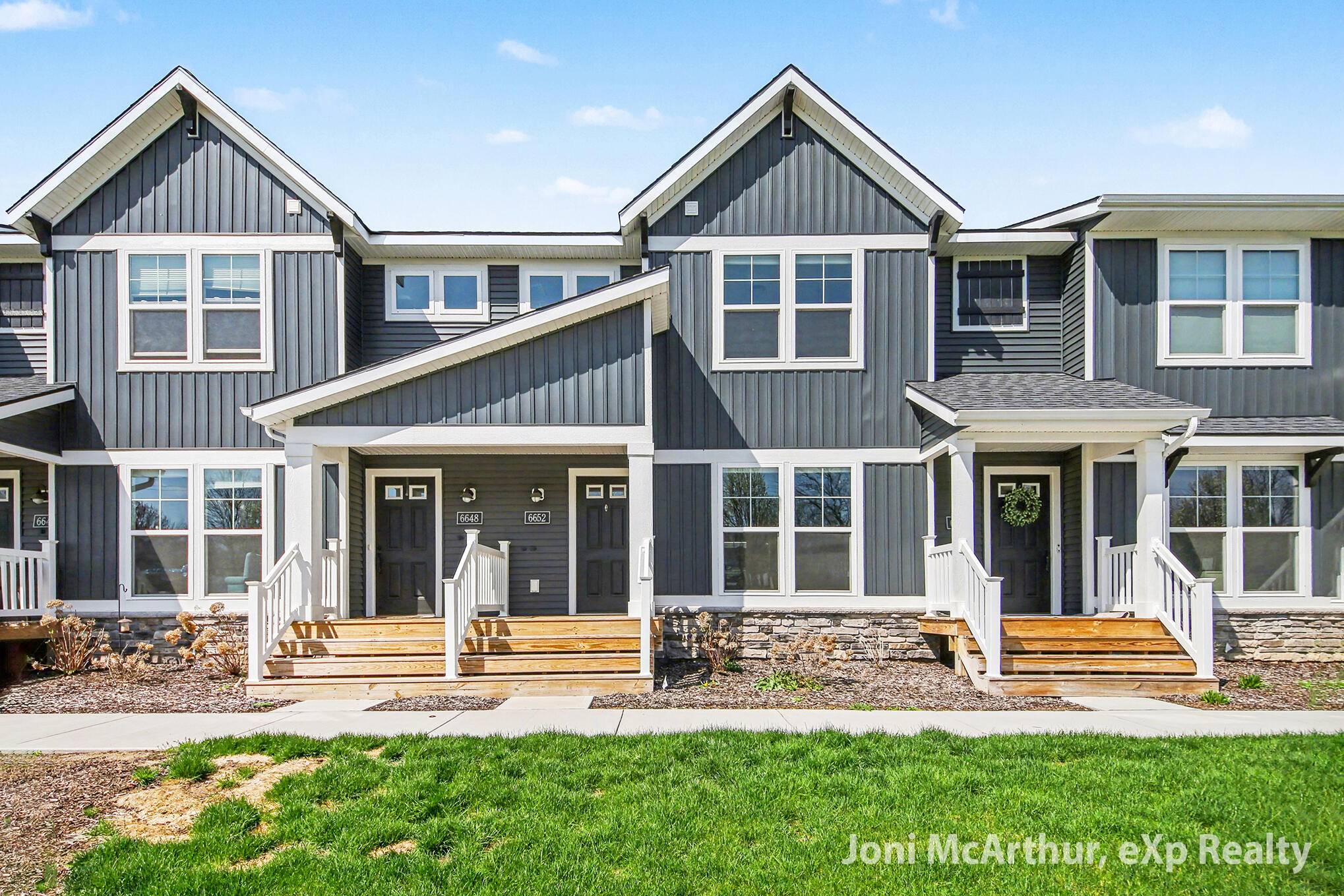 6652 S South Square LN NE #49, Cannon Twp, MI 49341