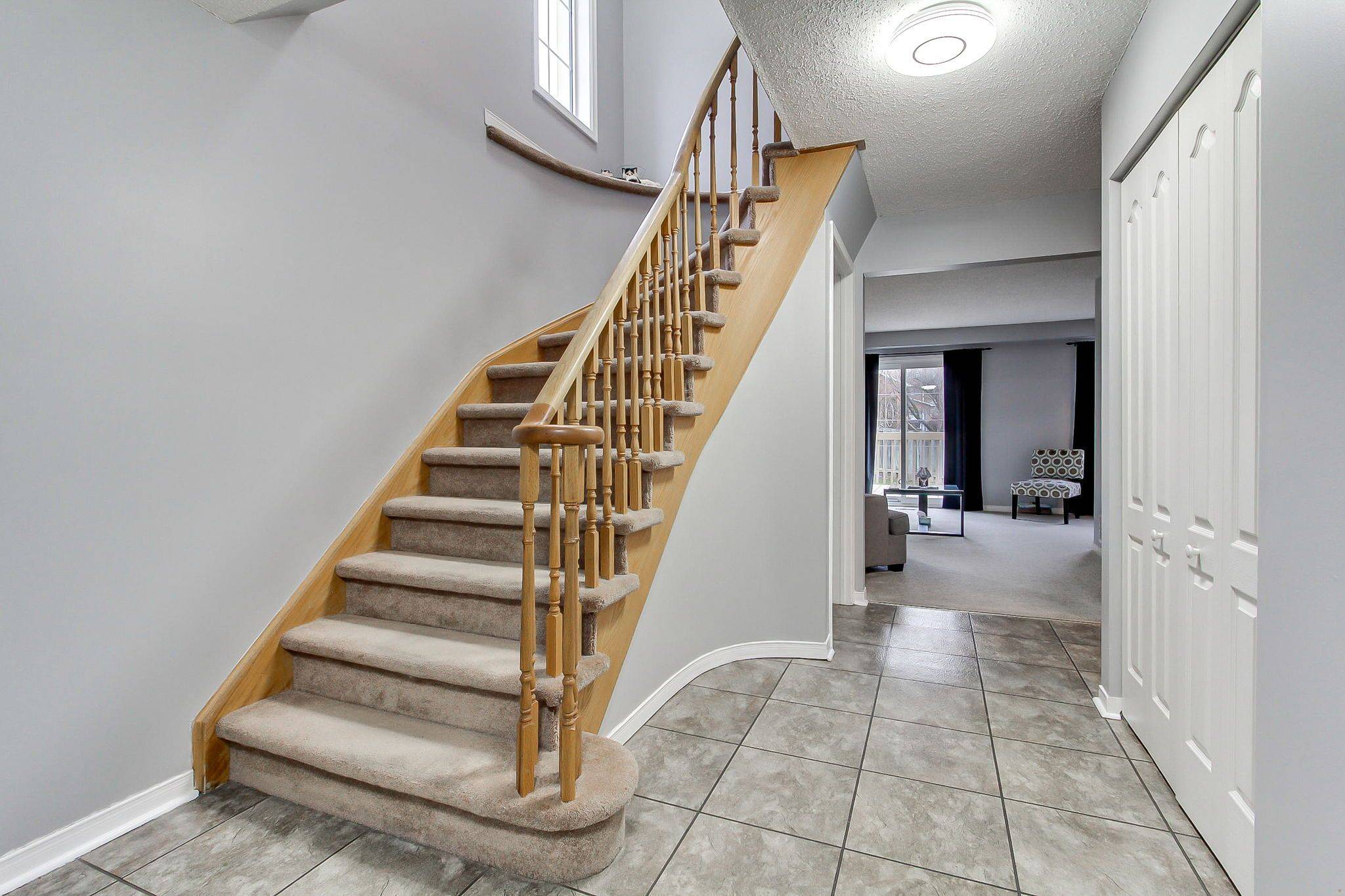 44 Bashford RD, Ajax, ON L1S 3Y2