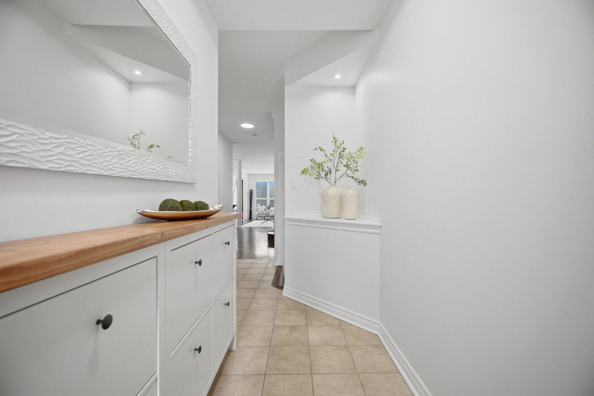 2386 Stone Glen CRES, Oakville, ON L6M 0C7