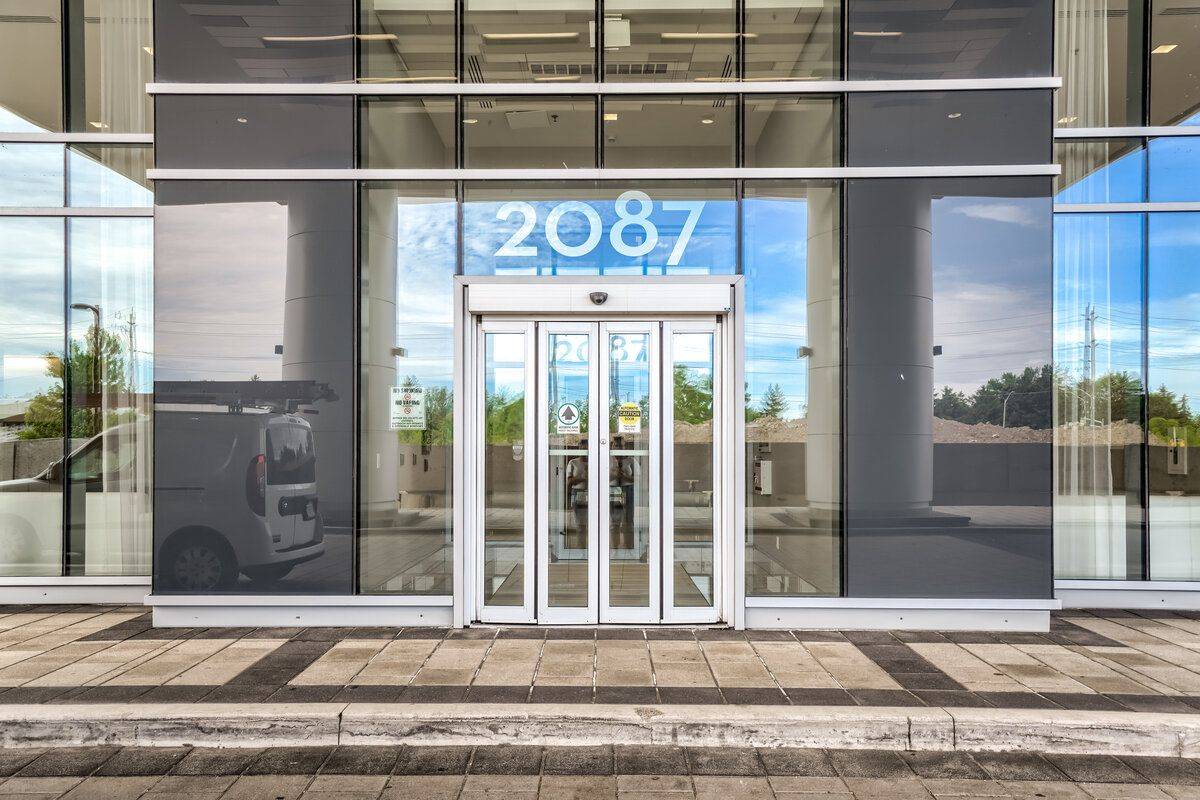 2087 Fairview ST #1701, Burlington, ON L7R 2C8