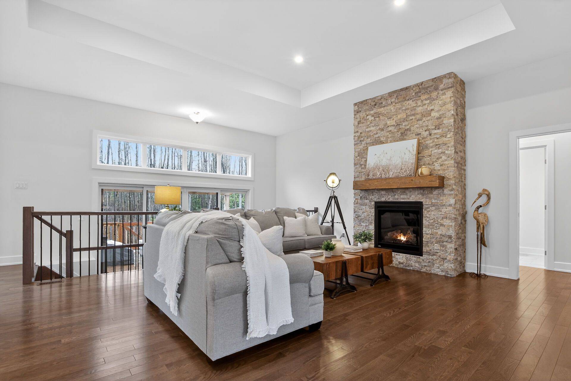 144 Country Meadow DR, Carp - Huntley Ward, ON K0A 1L0