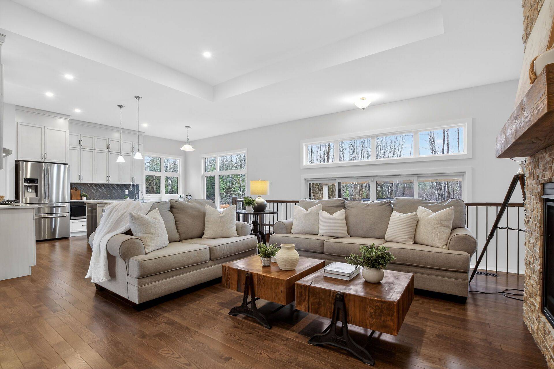 144 Country Meadow DR, Carp - Huntley Ward, ON K0A 1L0