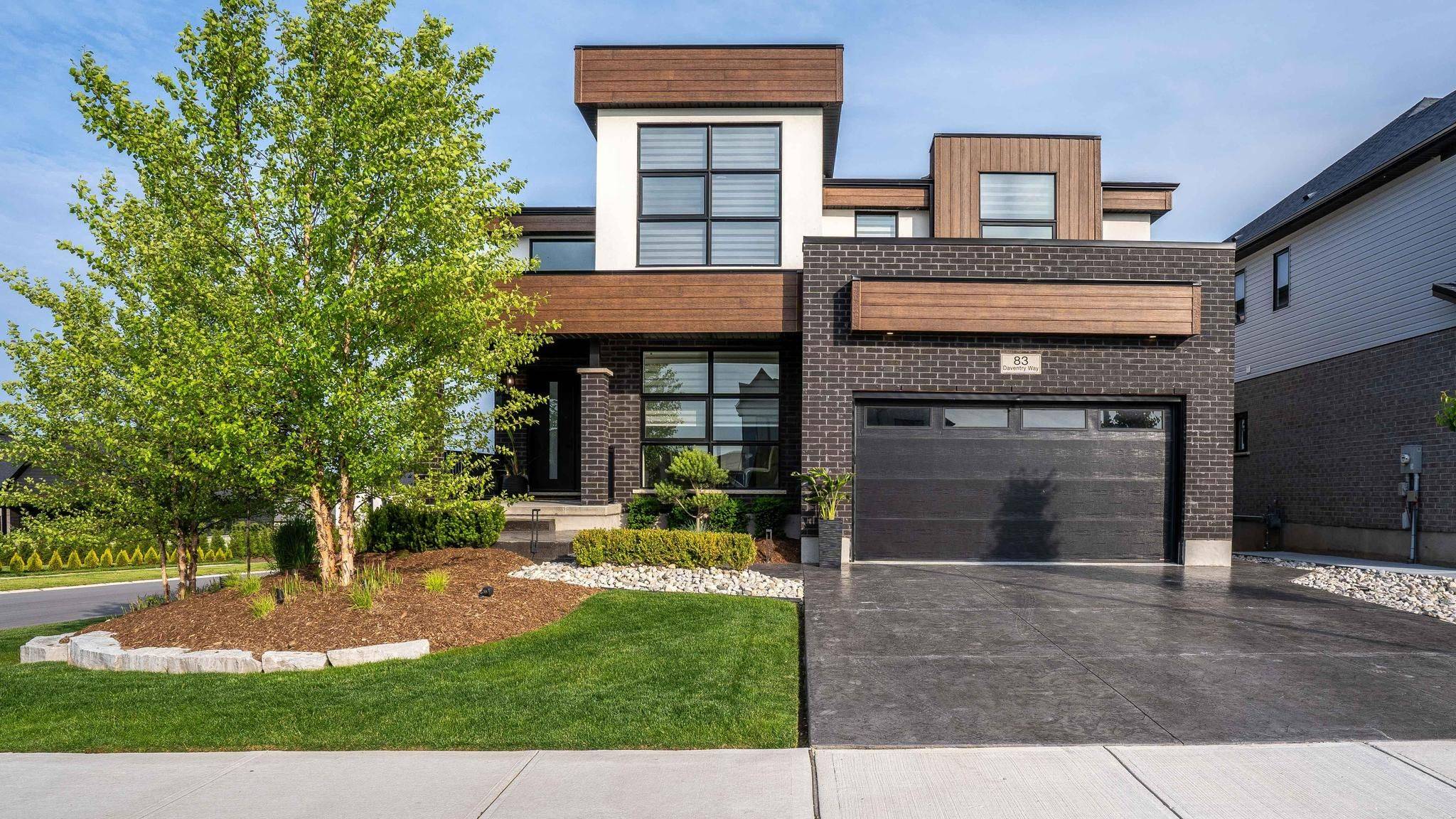 83 Daventry WAY, Middlesex Centre, ON N0L 1R0