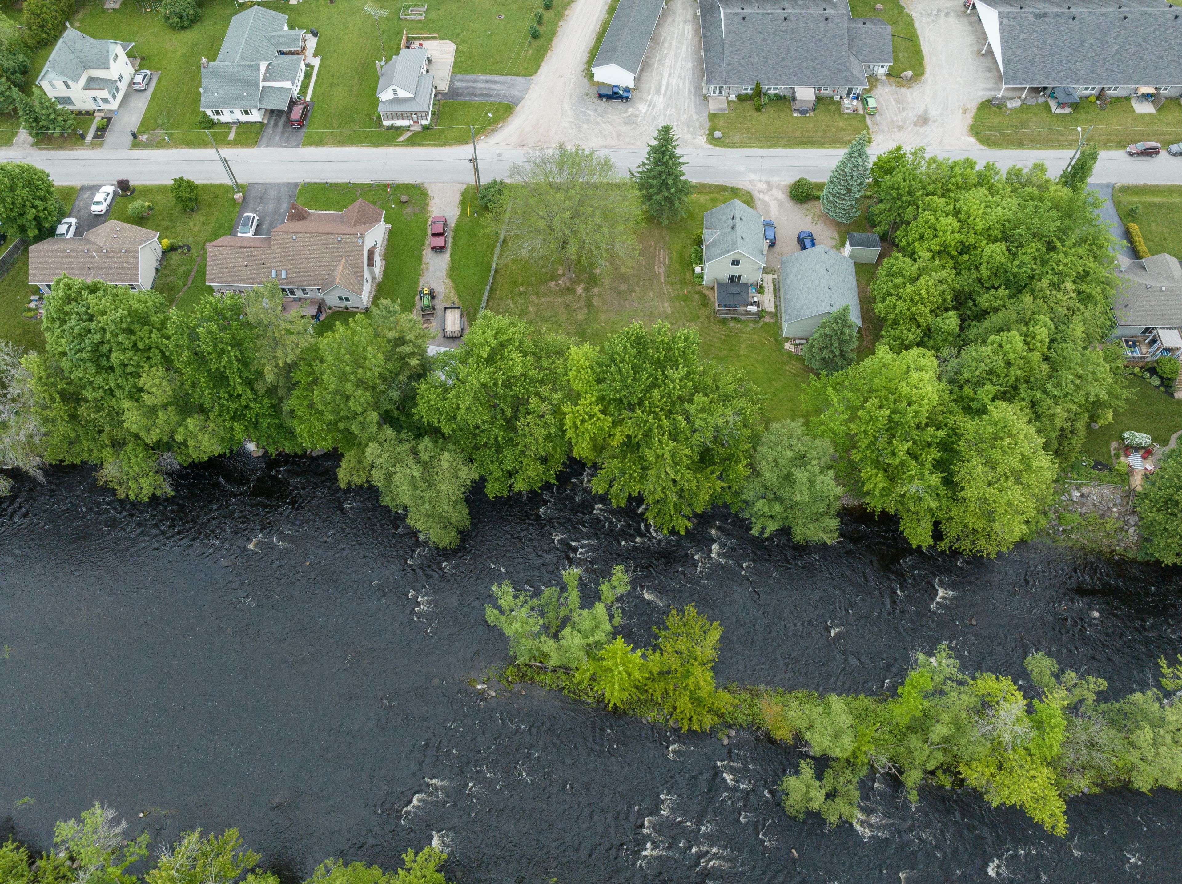 210 Alexander ST, Tweed, ON K0K 3J0