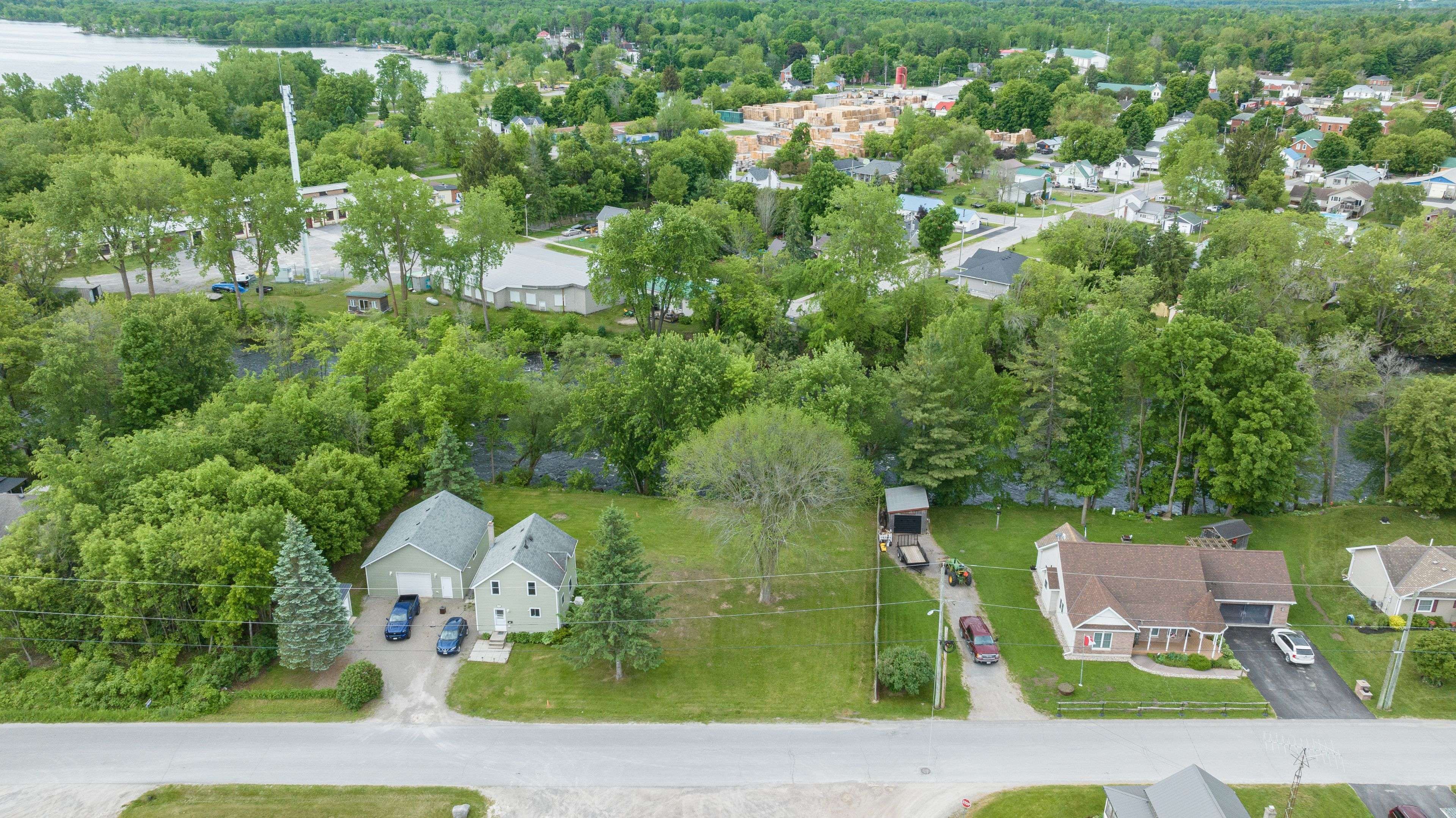 210 Alexander ST, Tweed, ON K0K 3J0