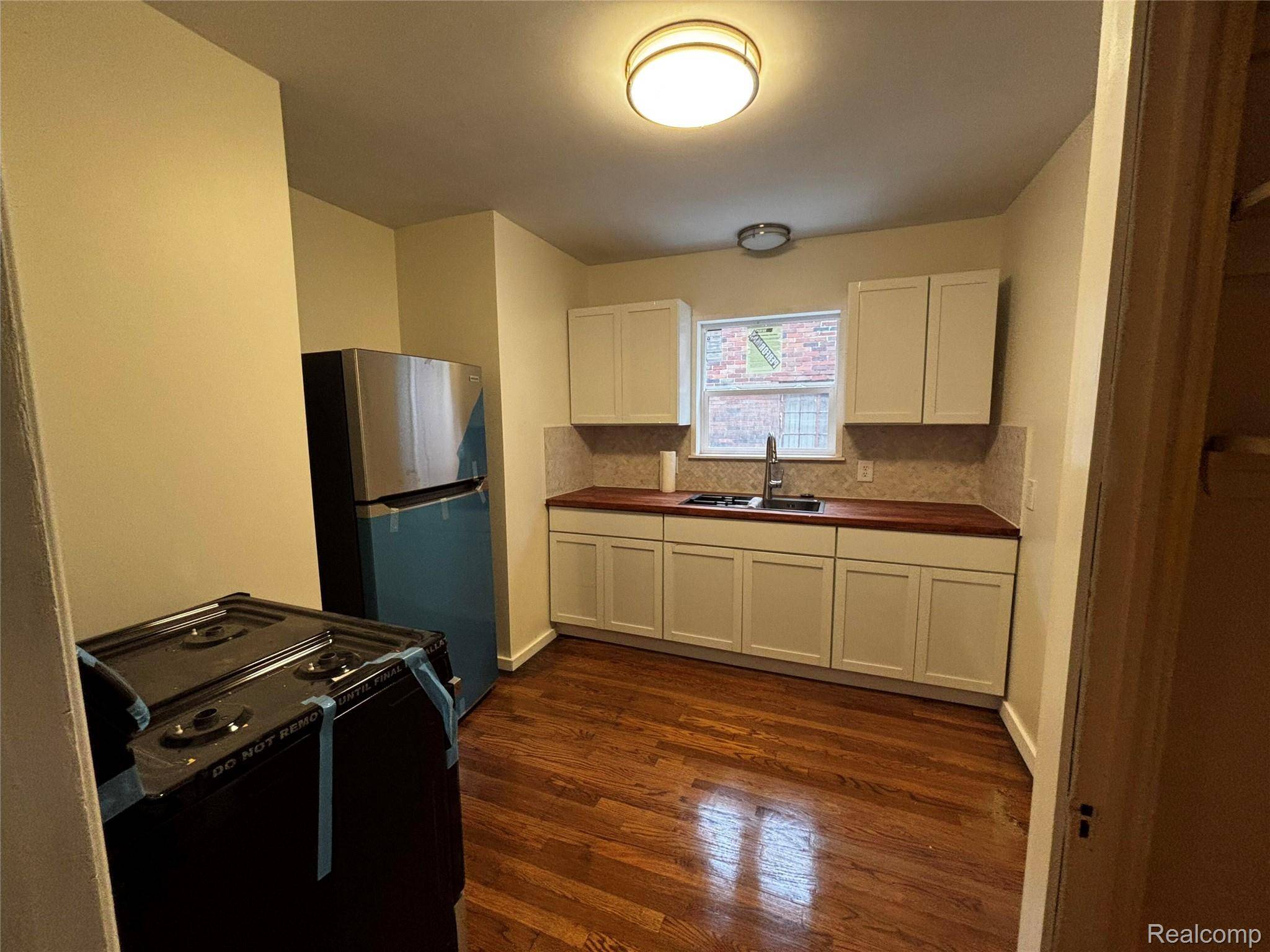 16520 Baylis ST, Detroit, MI 48221