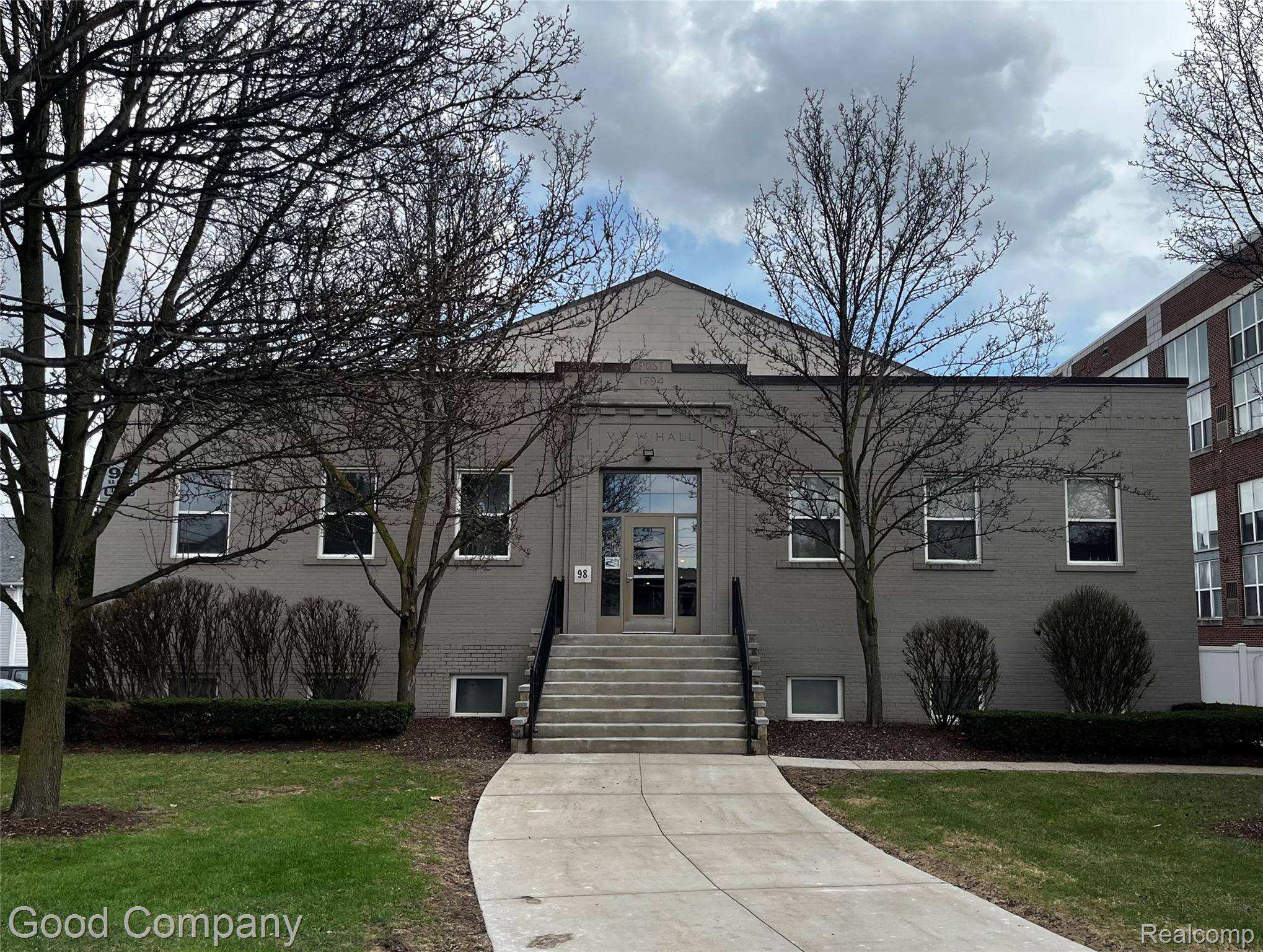 98 Northbound Gratiot #5, Mt. Clemens, MI 48043