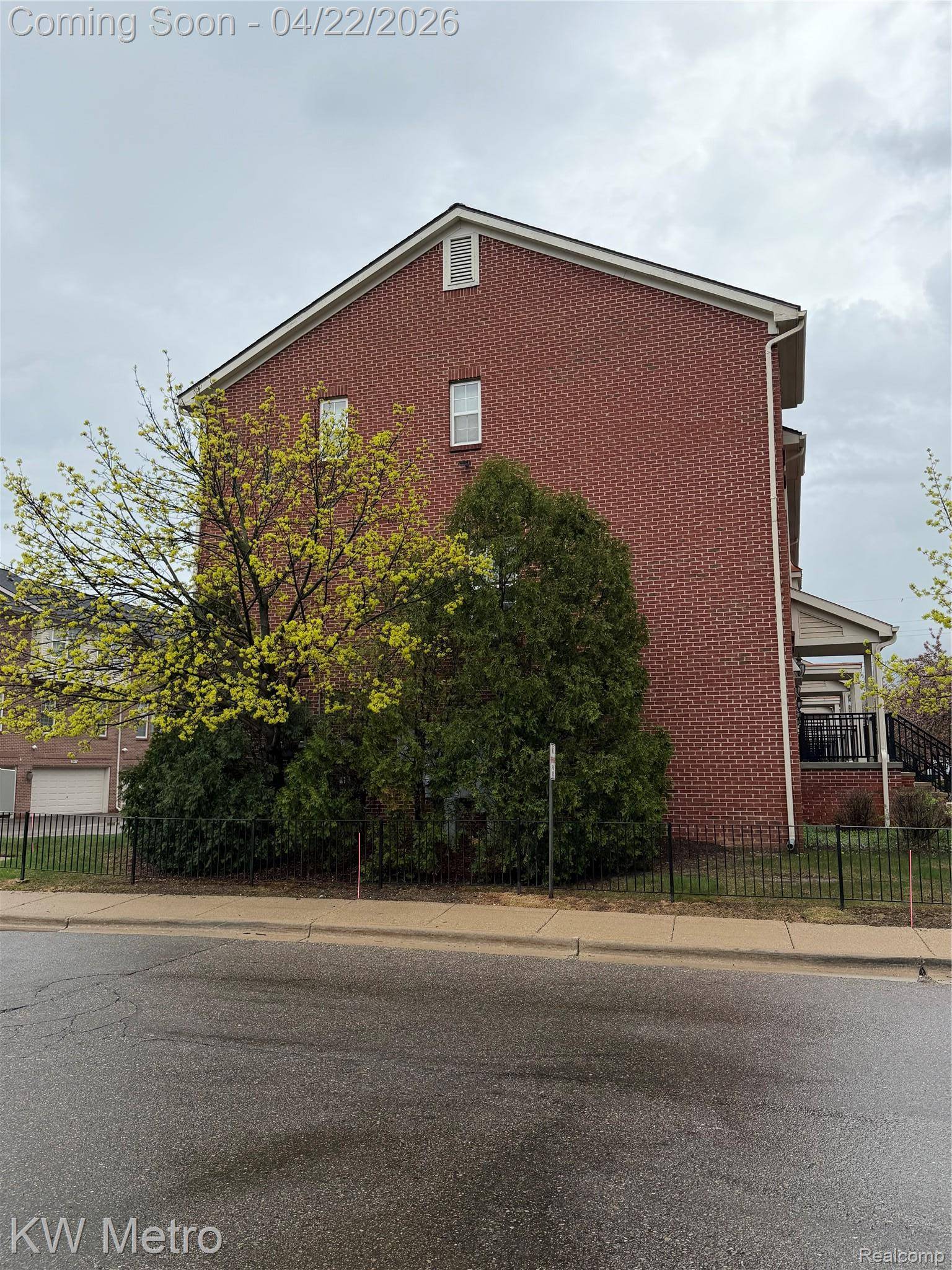 25409 Saint James, Southfield, MI 48075