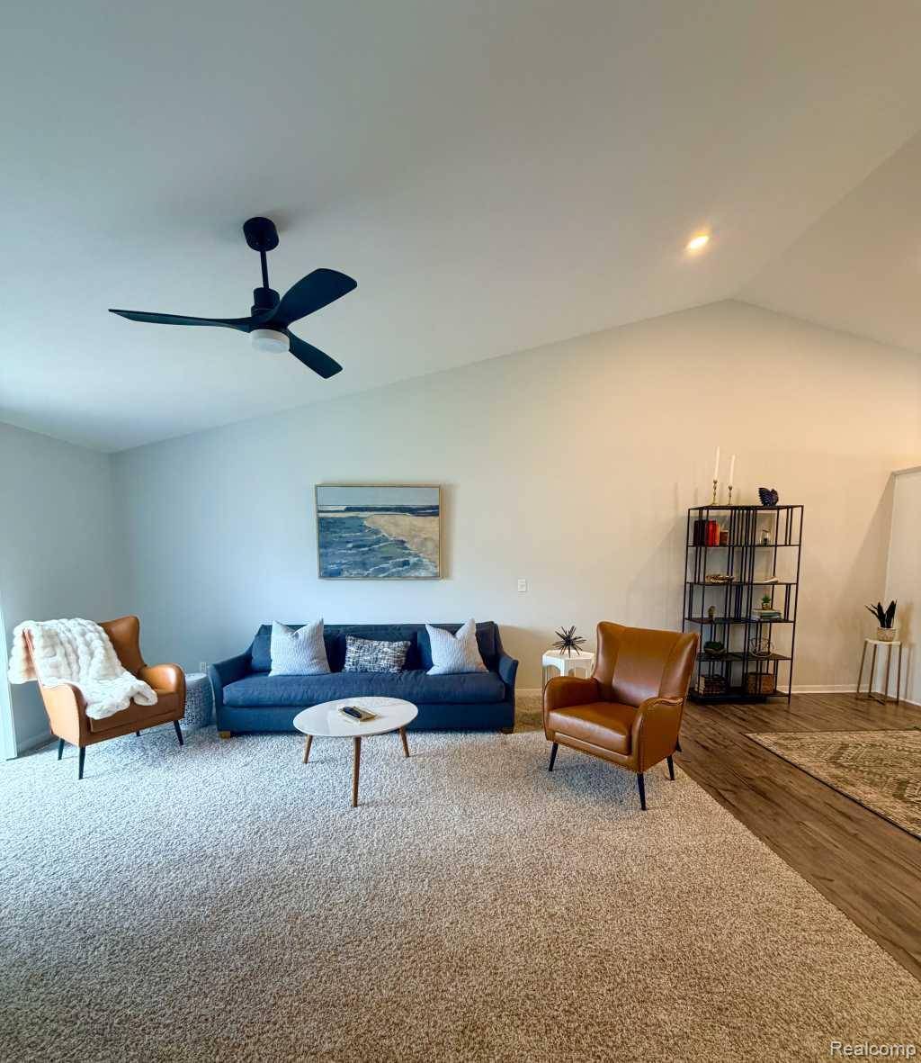 2905 Tributary DR NE, Algoma Township, MI 49341