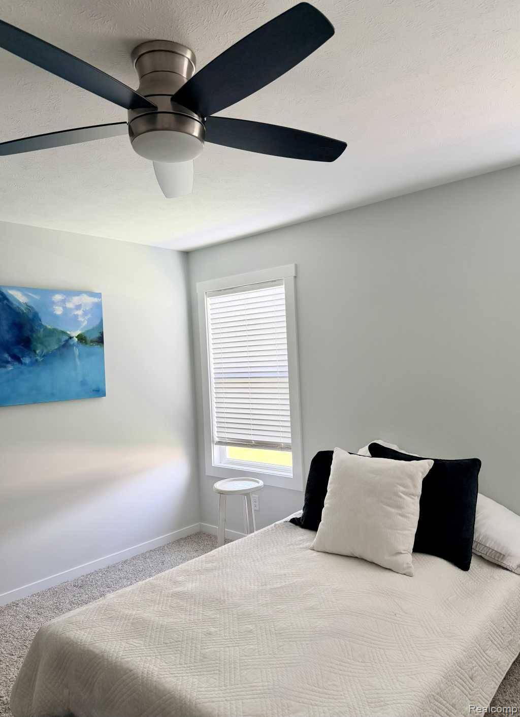 2905 Tributary DR NE, Algoma Township, MI 49341