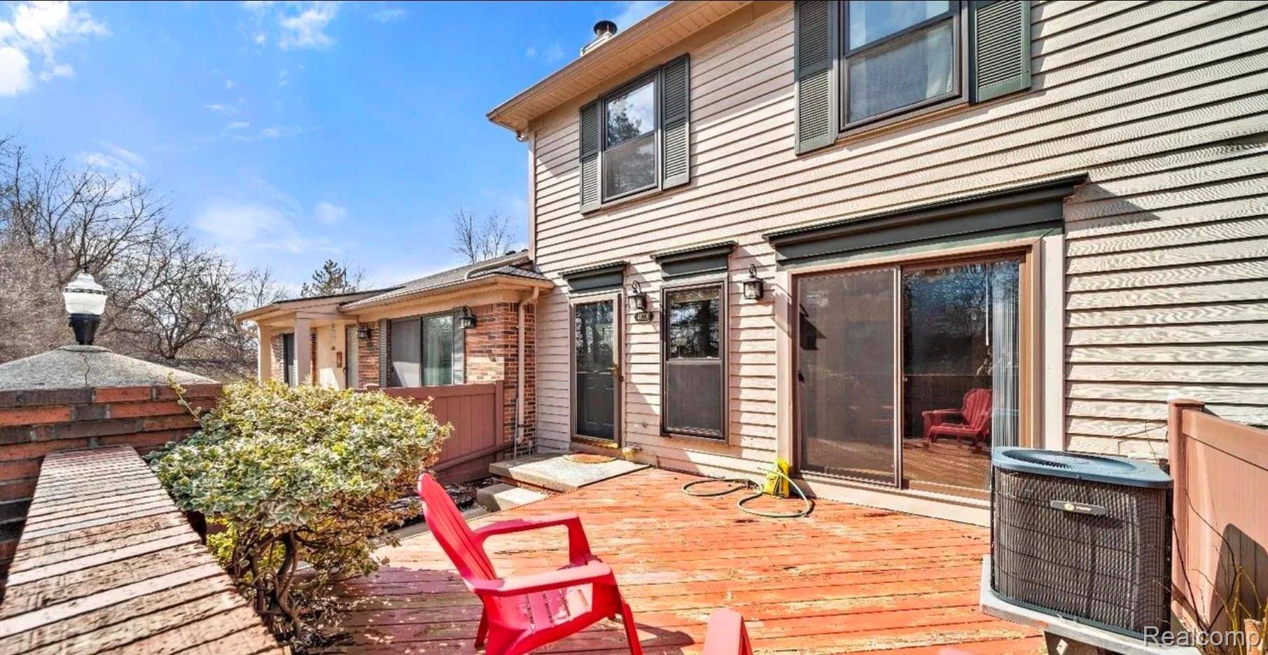 41009 Southwind DR, Canton Charter Township, MI 48188