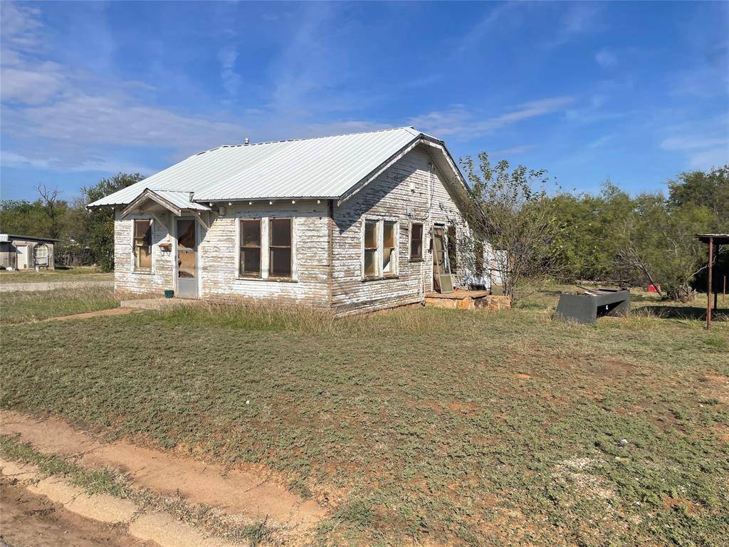 816 W Elliott Street, Breckenridge, TX 76424
