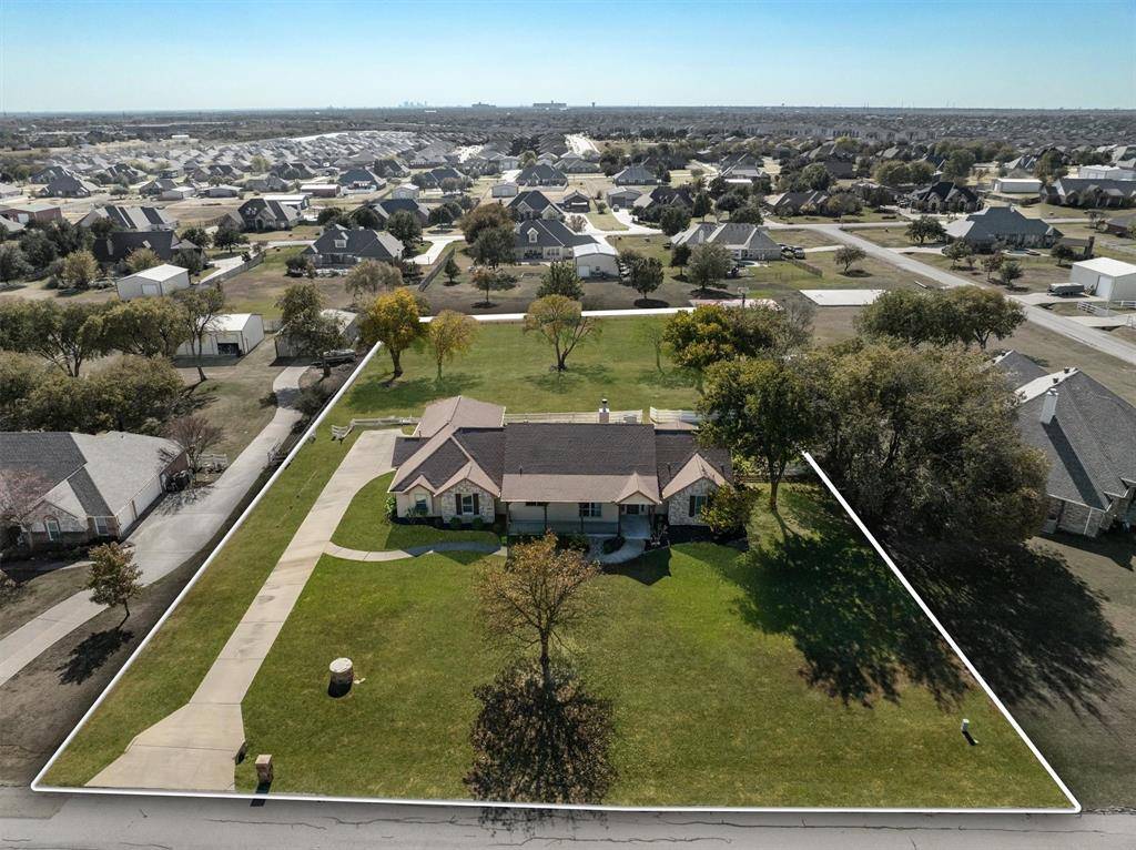 317 Lonesome Star Trail, Haslet, TX 76052