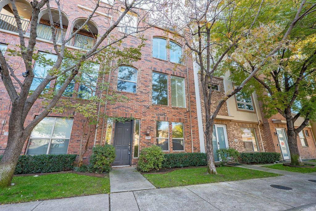 2706 Floyd Street, Dallas, TX 75204