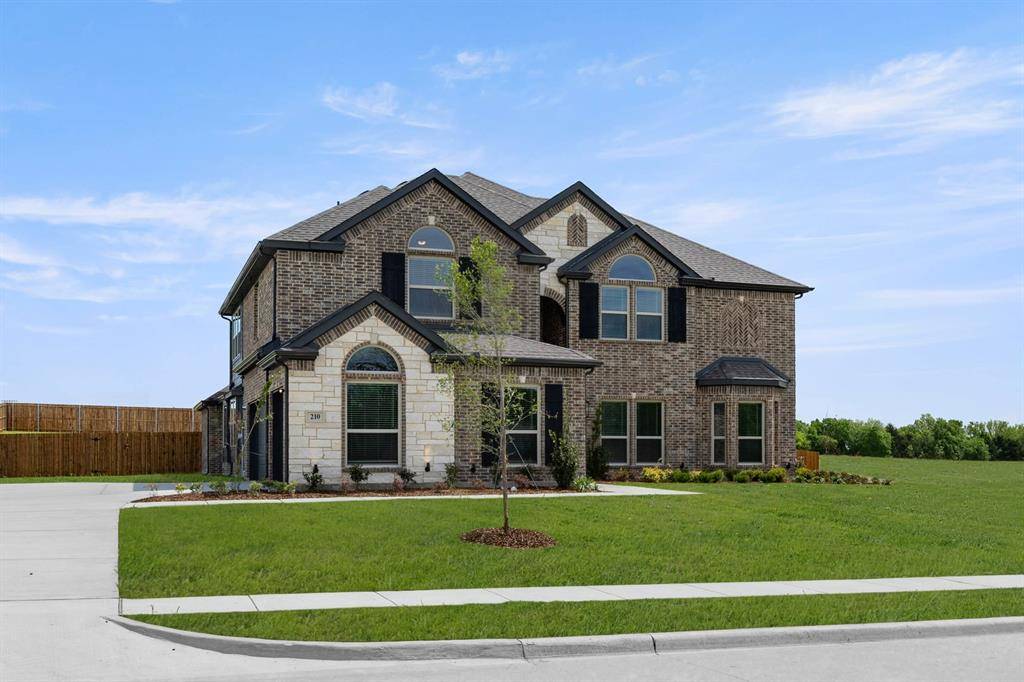 210 Cheyenne Mountain Drive, Ovilla, TX 75154