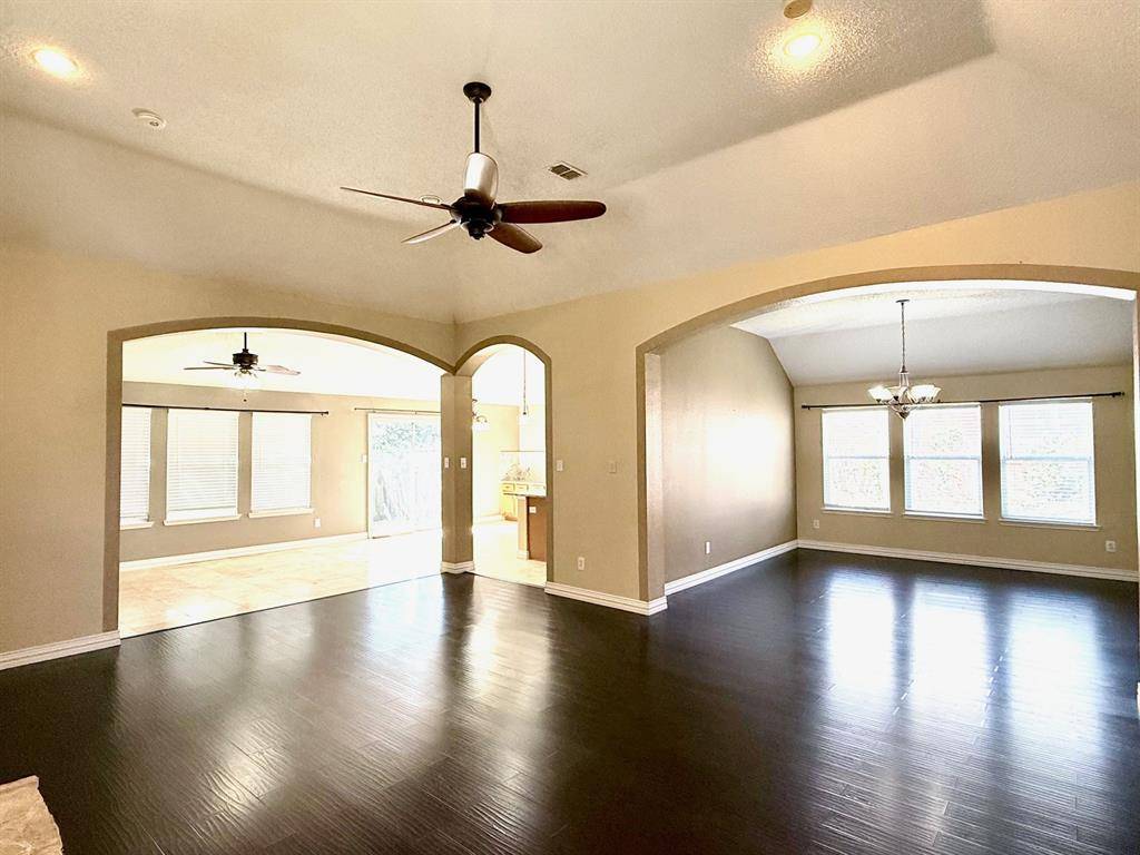 2607 Ridgeoak Trail, Mansfield, TX 76063