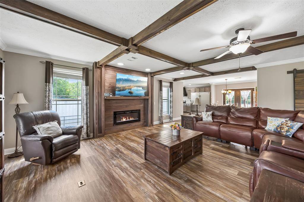 579 County Road 5005, Blue Ridge, TX 75424