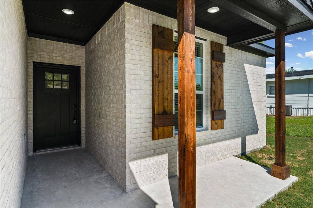 113 N Third Street, Celeste, TX 75423