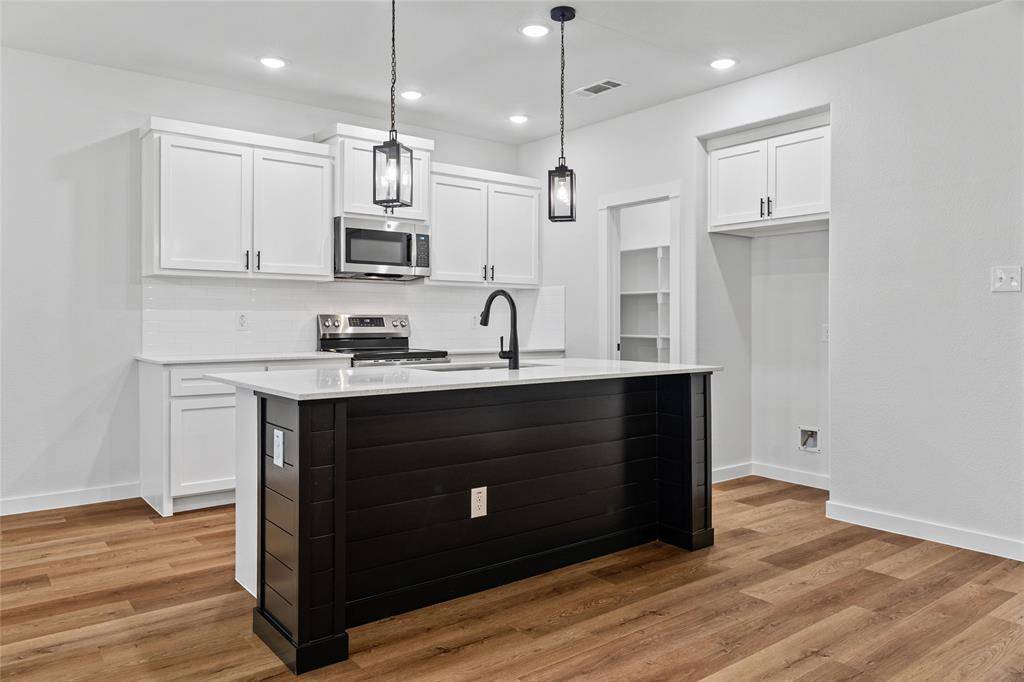 113 N Third Street, Celeste, TX 75423