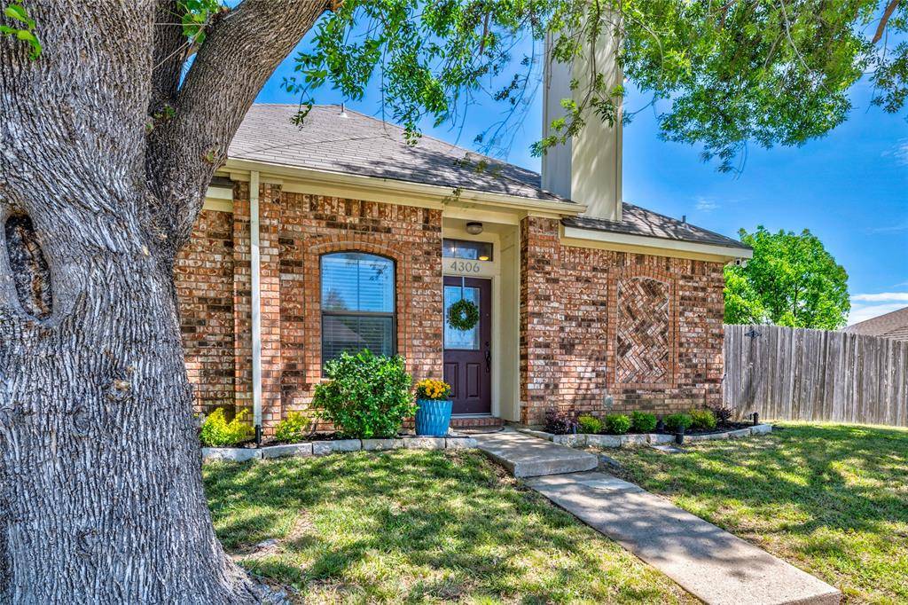 4306 Harvest Hill Road, Carrollton, TX 75010
