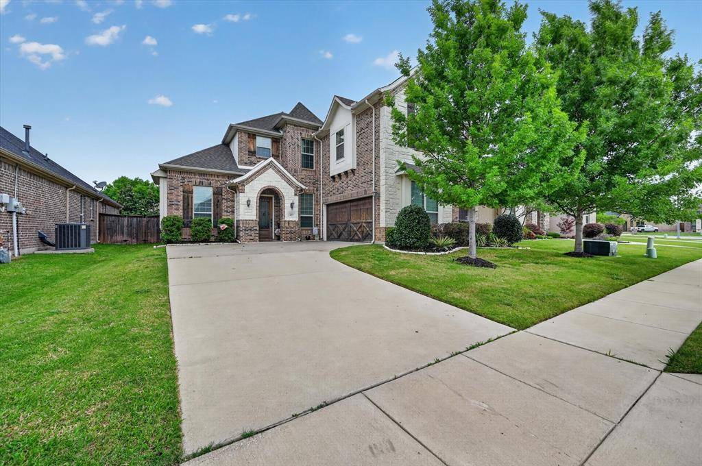 937 Merion Drive, Fort Worth, TX 76028