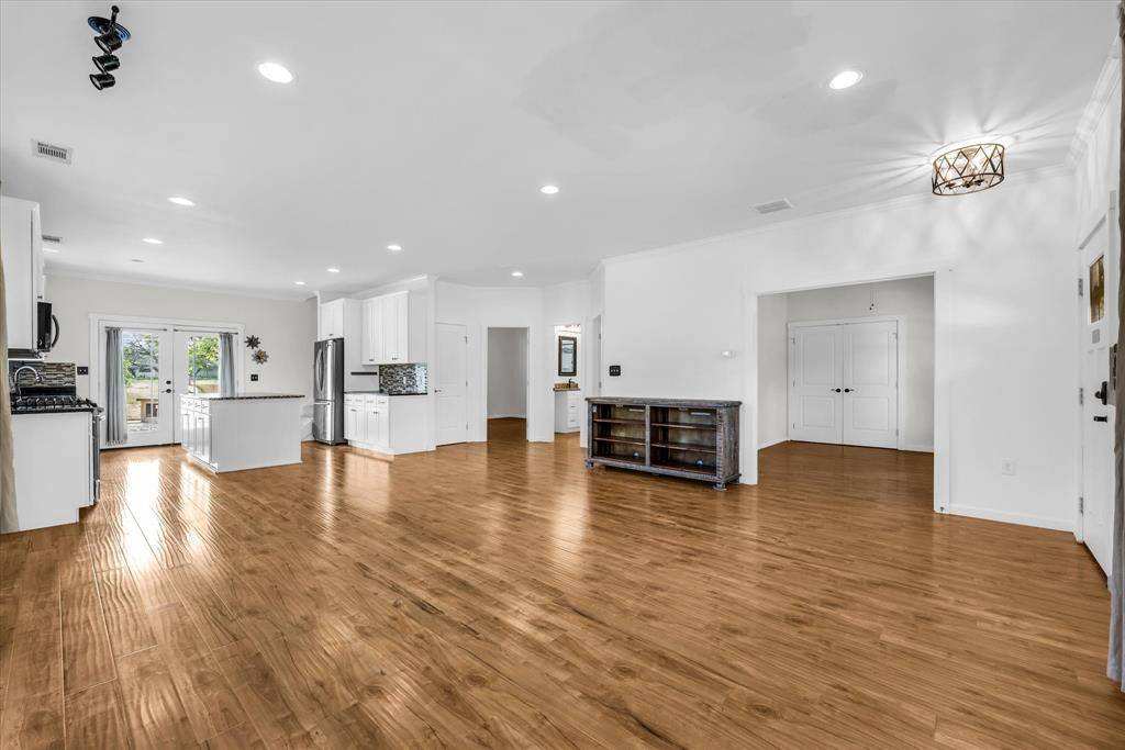 348 Barker Lane, Waco, TX 76705