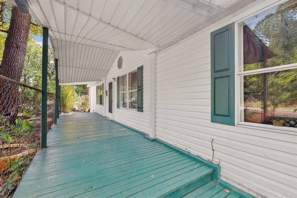 101 Garner Drive, Mabank, TX 75156