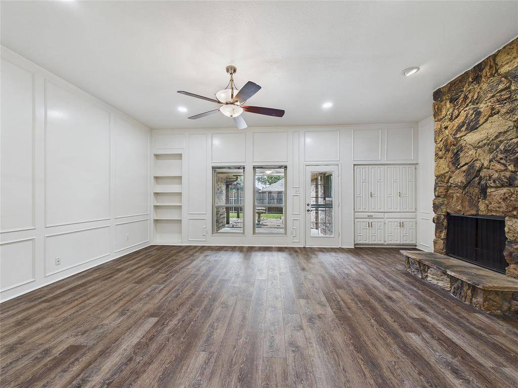 2604 Timberleaf Drive, Carrollton, TX 75006