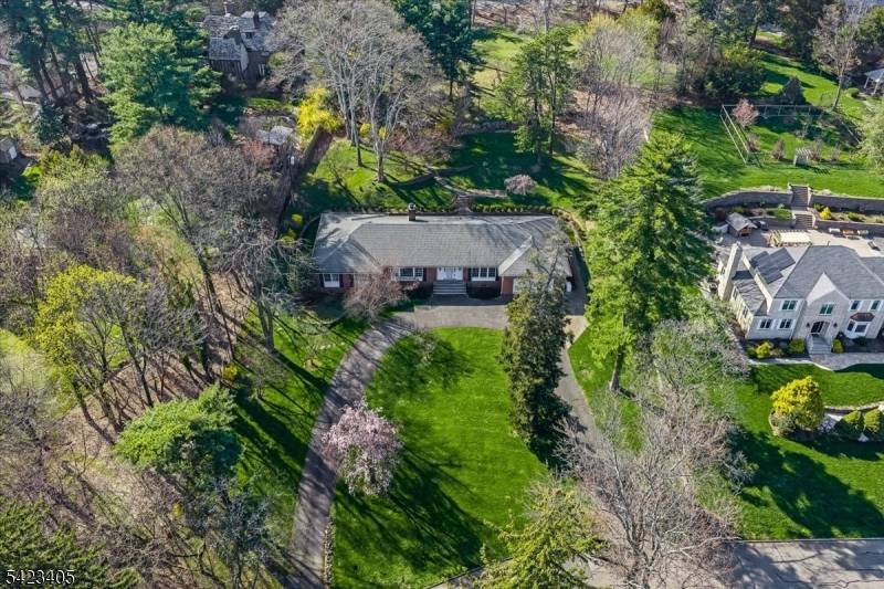 5 Edgehill Rd, West Orange Twp., NJ 07052