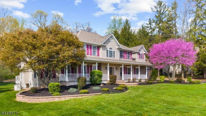 9 Hartley Ct, Alexandria Twp., NJ 08848