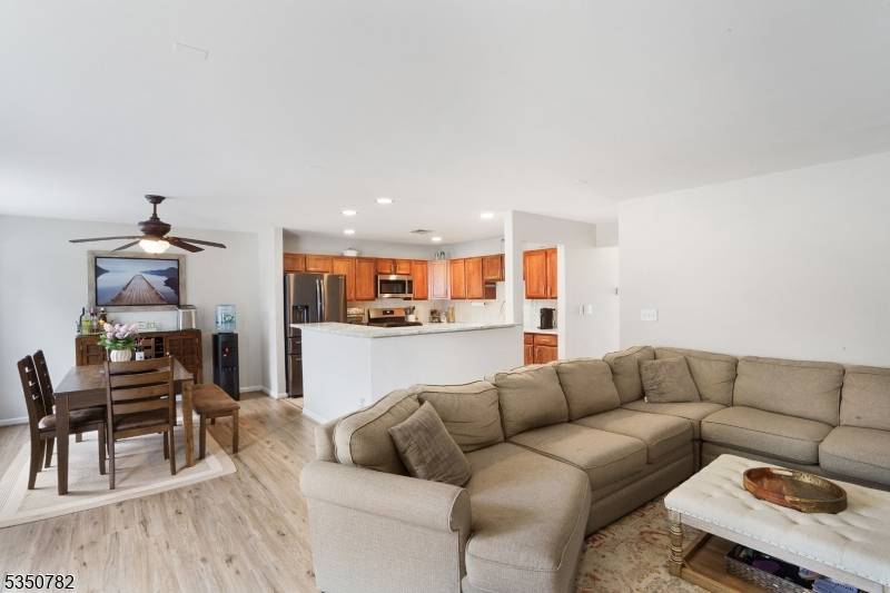 29 Winding Way, Hardyston Twp., NJ 07419