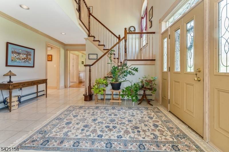 95 Pleasant Run Rd, Readington Twp., NJ 08822