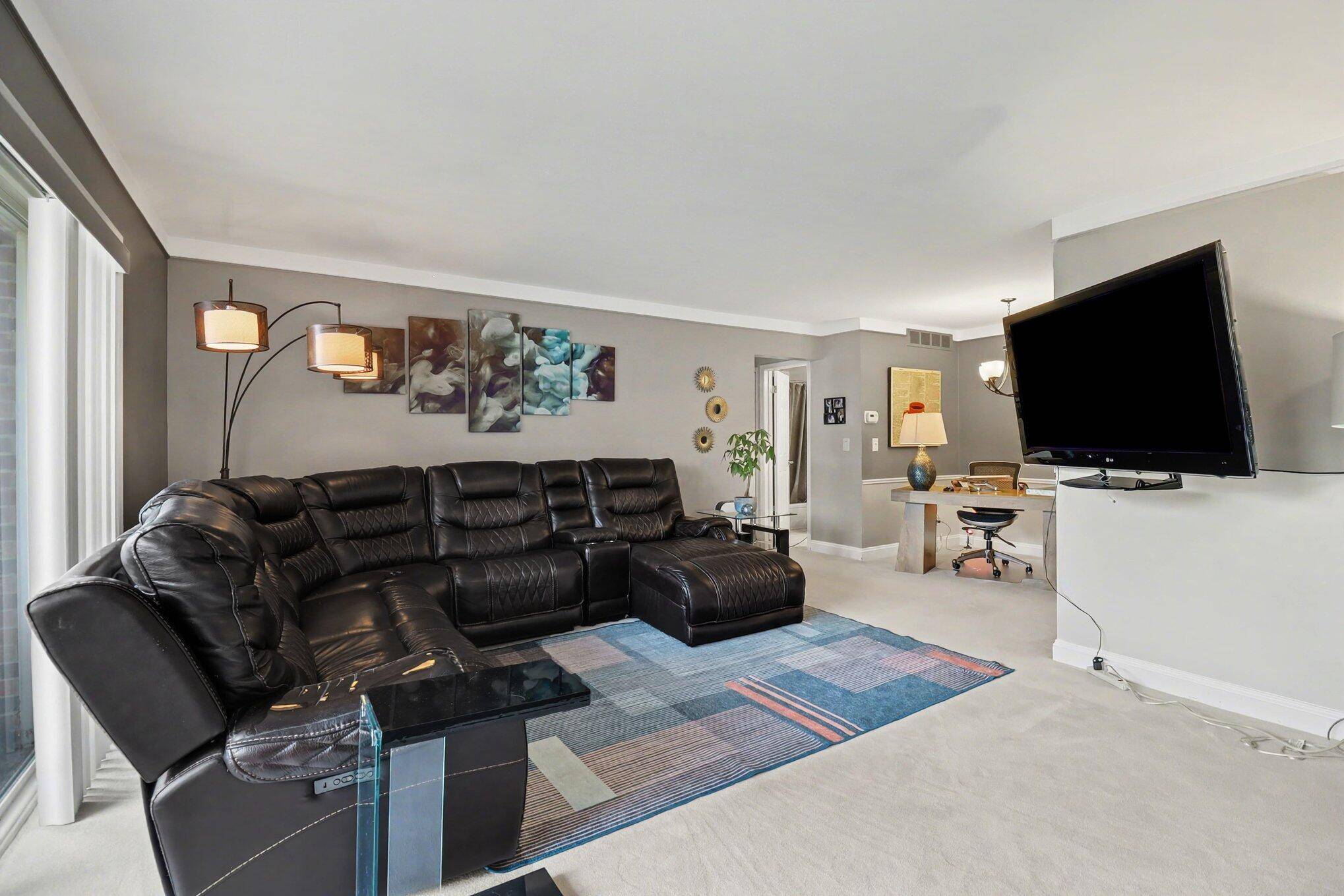 29502 Bobrich ST #23, Livonia City, MI 48152