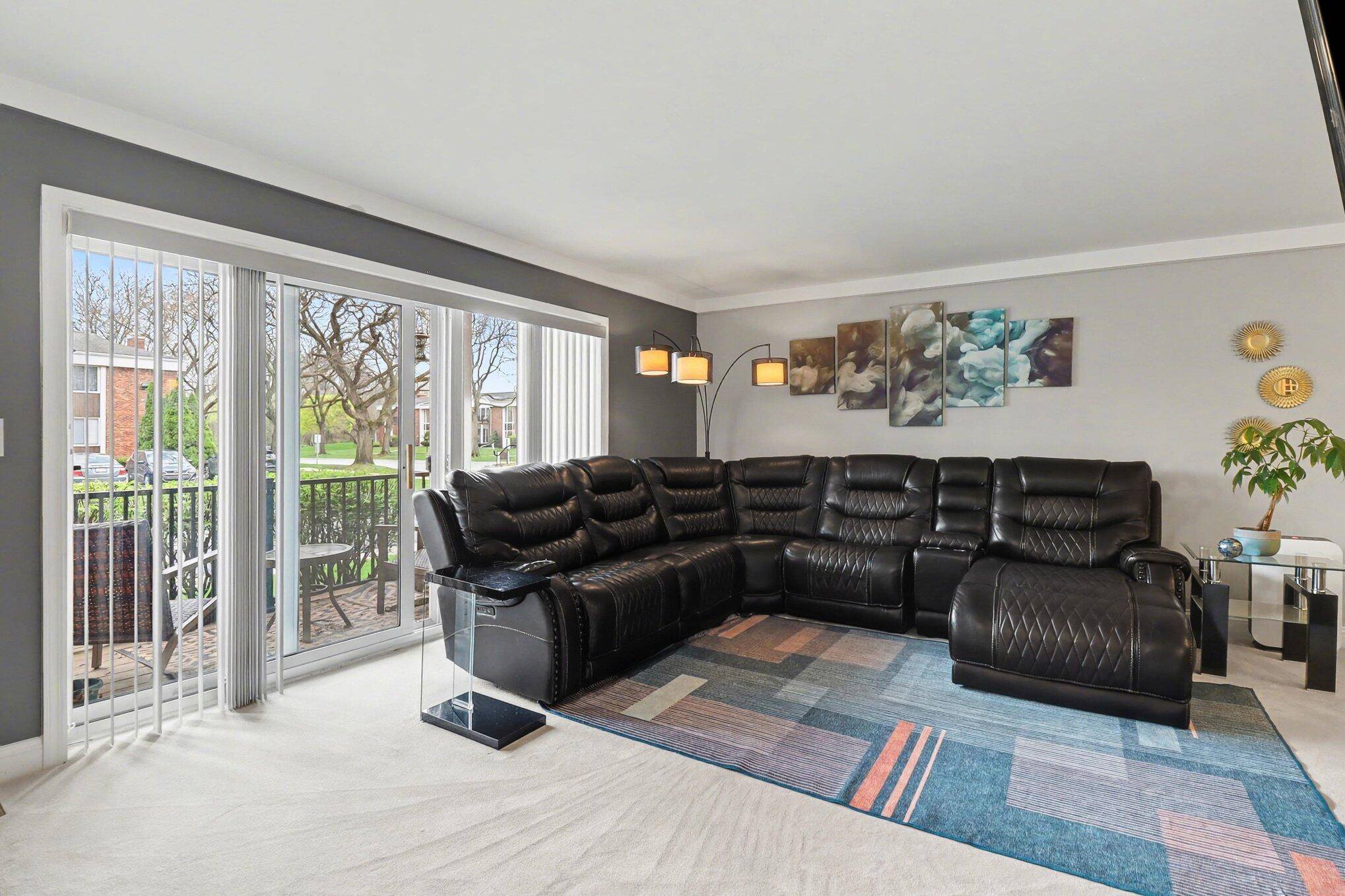 29502 Bobrich ST #23, Livonia City, MI 48152