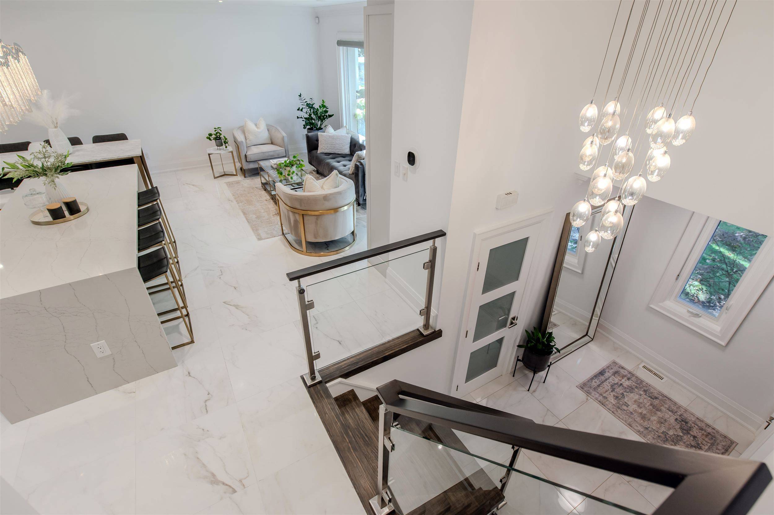 467 Caesar AVE, Oakville, ON L6J 3Z1