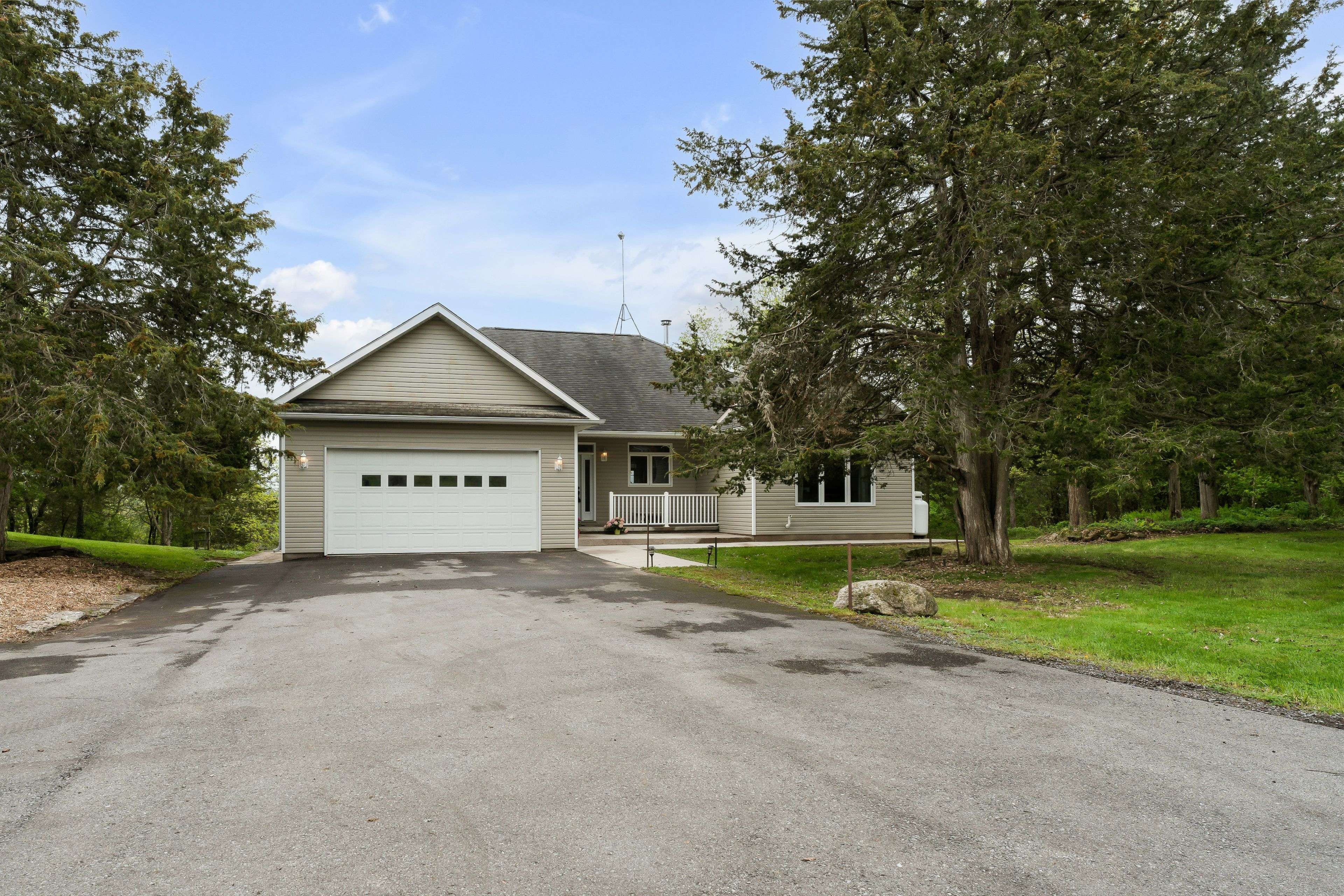 4739 County Rd 9 RD, Greater Napanee, ON K7R 3K8