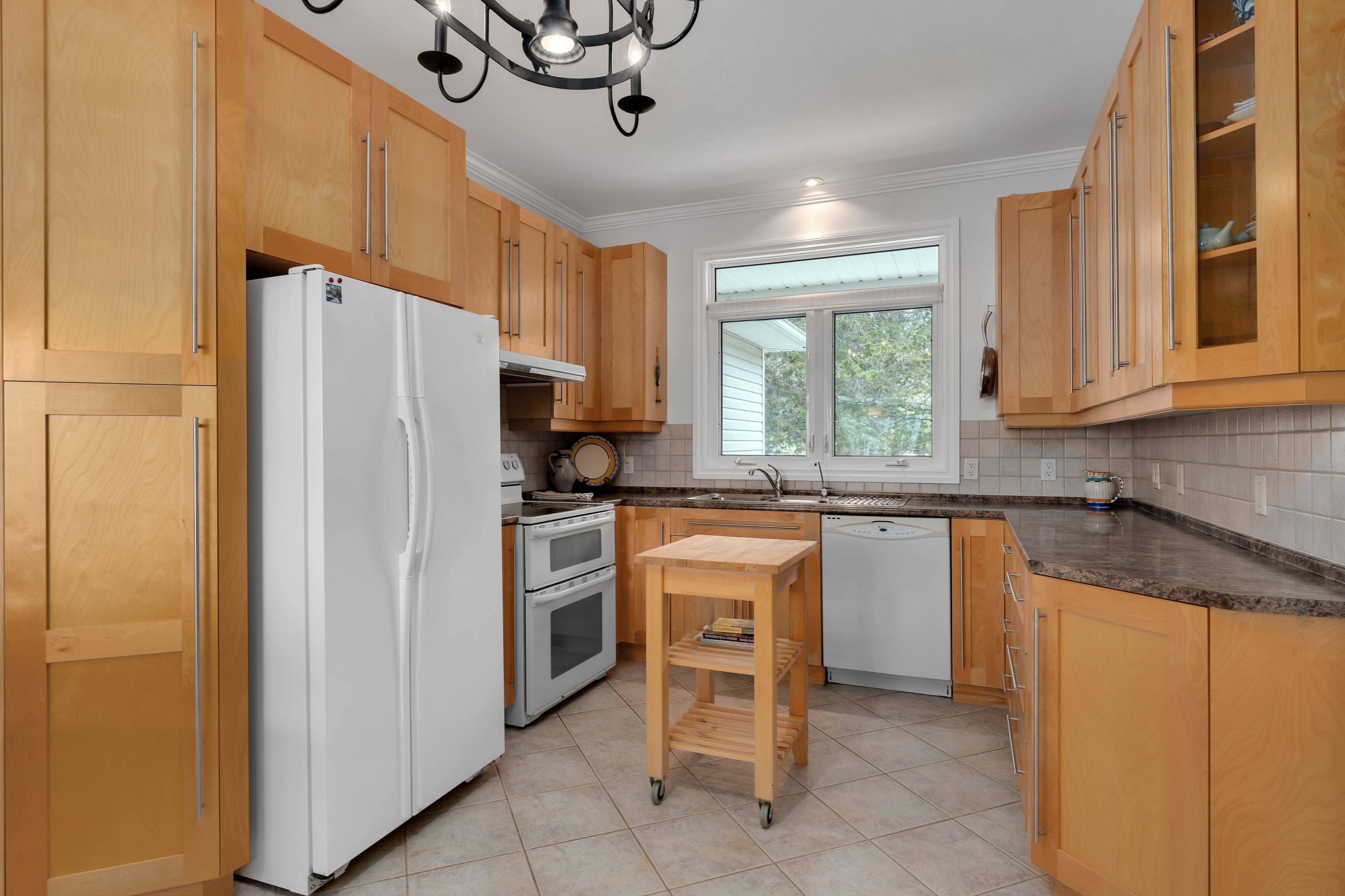 4739 County Rd 9 RD, Greater Napanee, ON K7R 3K8